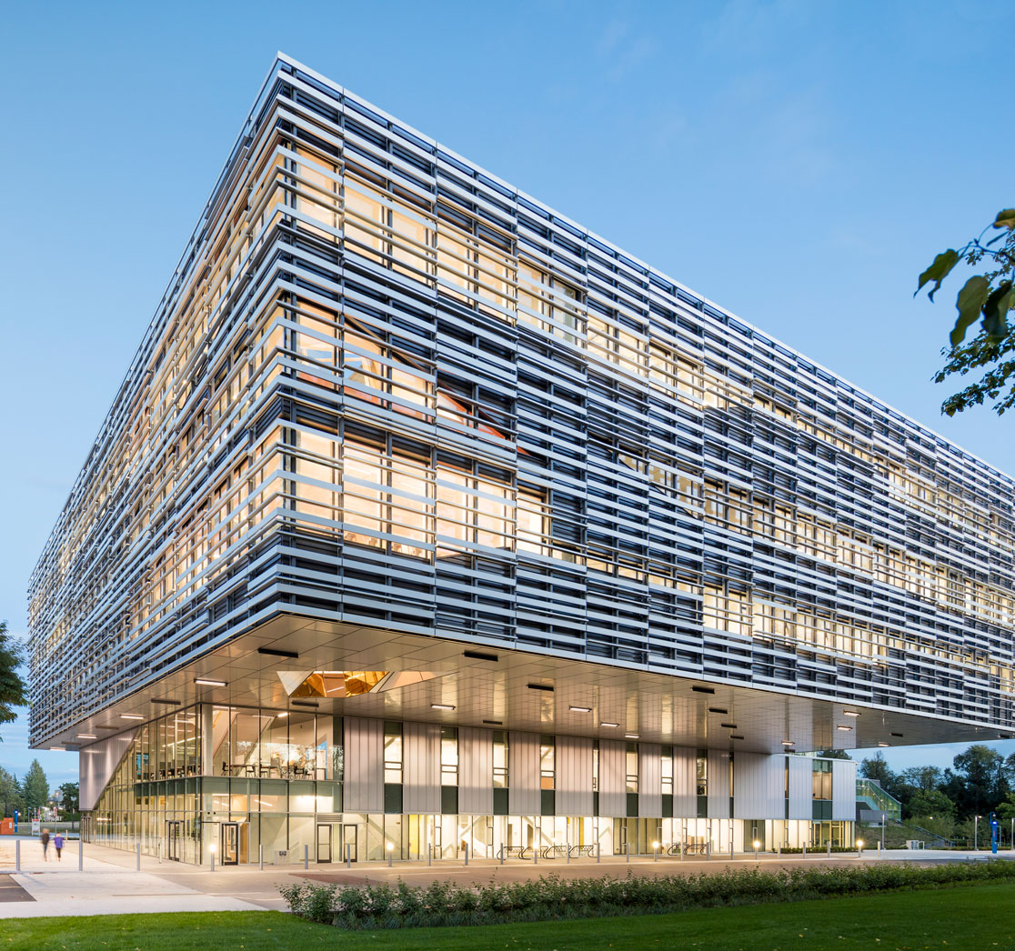 T Building