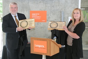 Dr David Ross and Wendy Lannard
